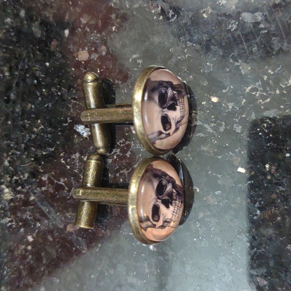Skeleton Face Cufflinks - Picture 3 of 3